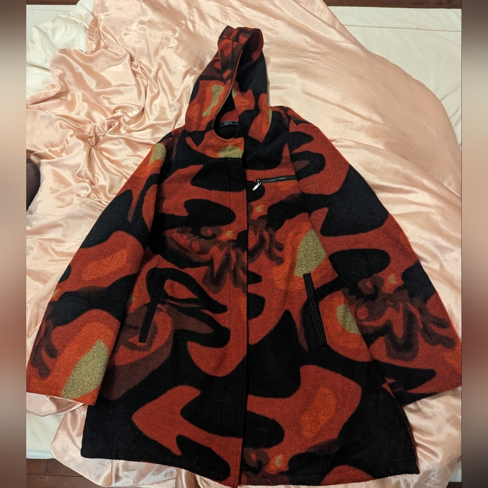 Trippy red coat